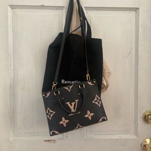 FW 21 LV purse